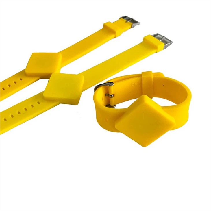 NFC Wristband Payment3