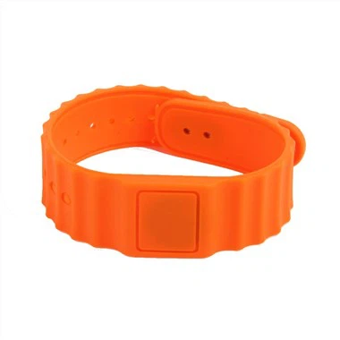 Gelang Festival Tanpa Uang Tunai